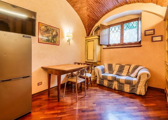 Apartment Affreschi And Vintage Charm Bergamo