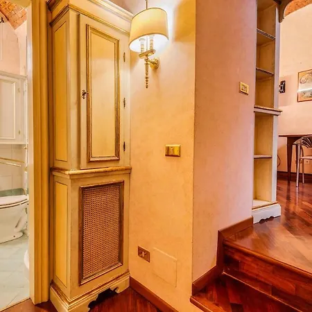 Affreschi And Vintage Charm Apartman *