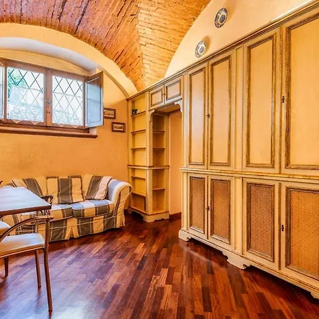 Apartman Affreschi And Vintage Charm